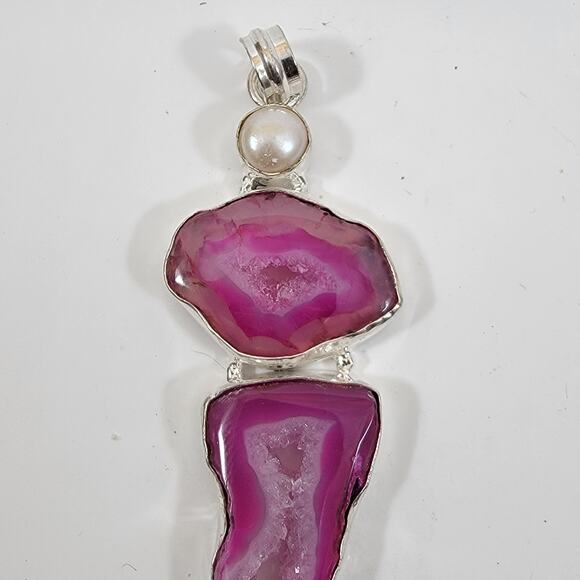 Handmade Silver Pendant with Pink Agate Slices and Freshwater Pearl - Picture 6 of 10